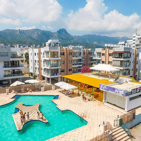 Rix Sunny Apartments Kyrenia  Exterior photo